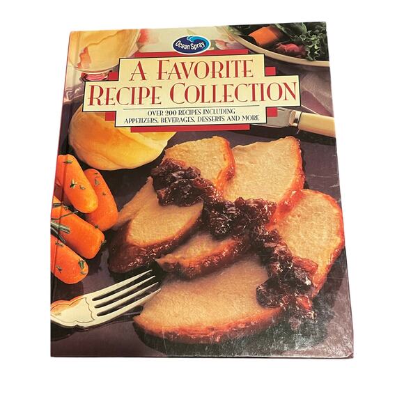 Vintage OceanSpray Cranberry A Favorite Recipe Collection‎ Cook Book Holiday - Picture 1 of 7